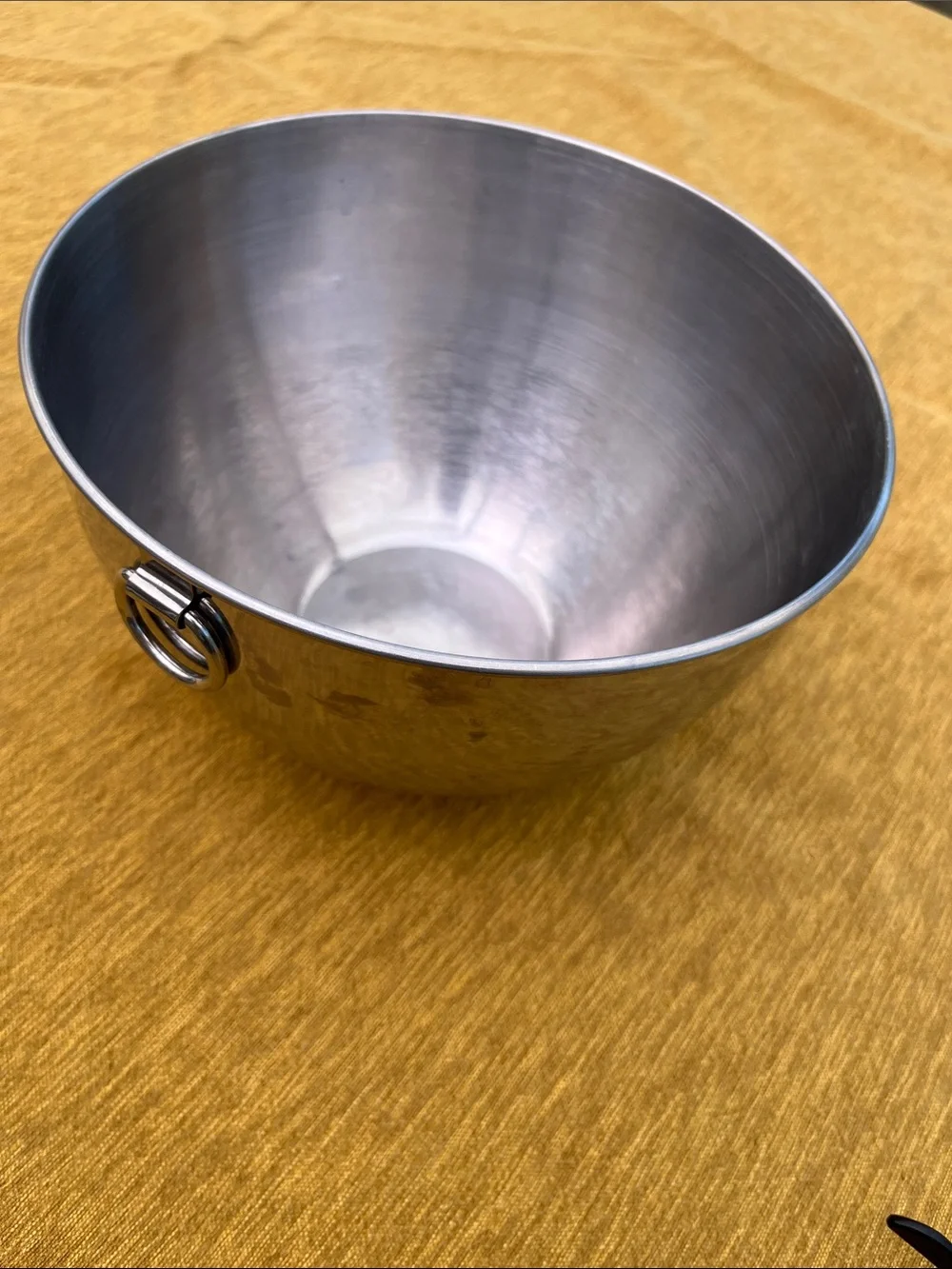 Polished Stainless Steel Mixing Bowl with Side Ring